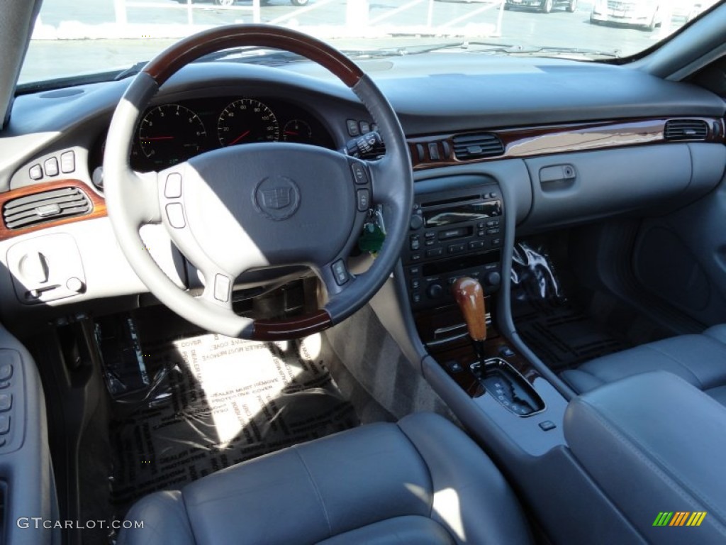 2002 Seville SLS - Sterling Silver / Dark Gray photo #13