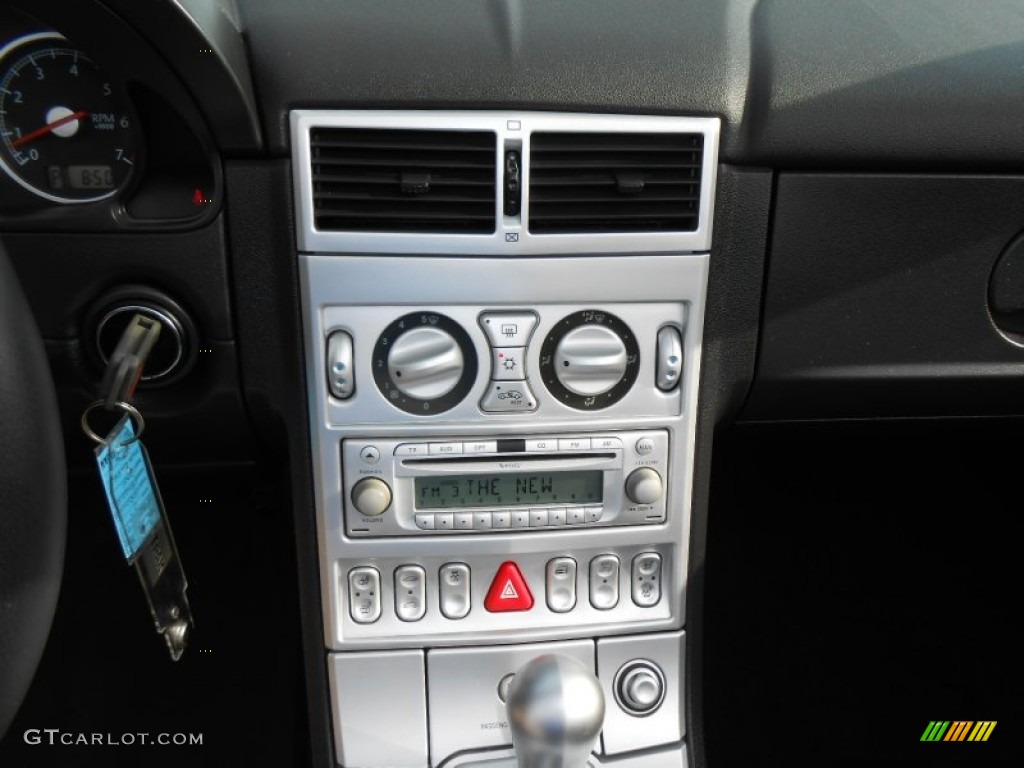 2007 Chrysler Crossfire Limited Roadster Controls Photo #78152226