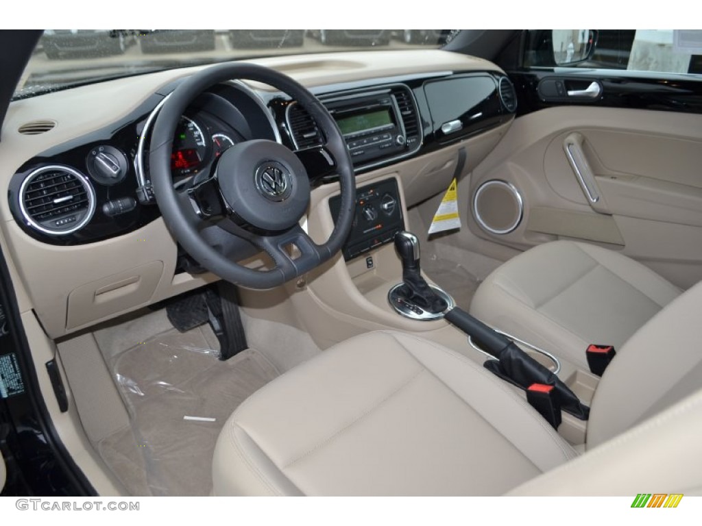Beige Interior 2013 Volkswagen Beetle 2.5L Convertible Photo #78152945