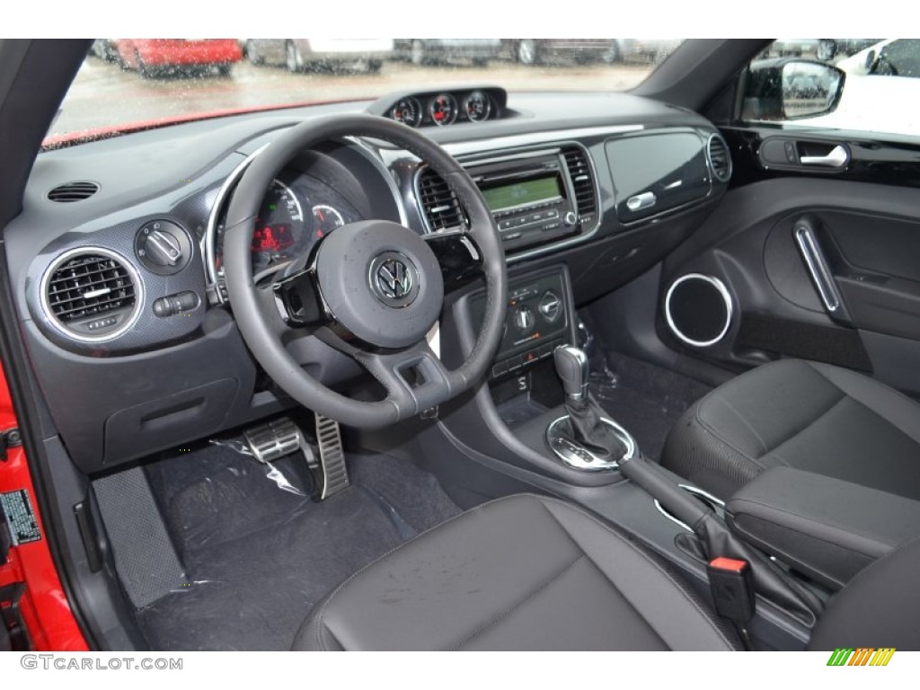 Titan Black Interior 2013 Volkswagen Beetle Turbo Convertible Photo #78153072
