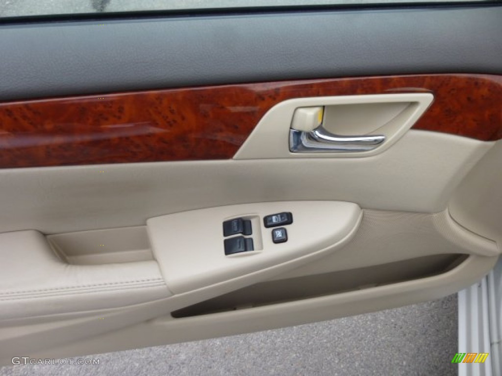 2006 Toyota Solara SLE V6 Convertible Controls Photo #78153473