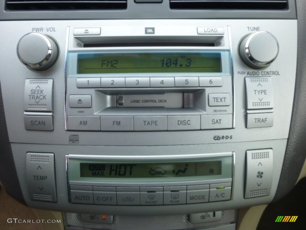 2006 Toyota Solara SLE V6 Convertible Audio System Photo #78153507