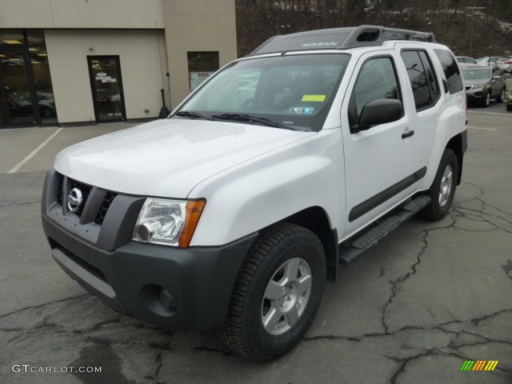 2008 Xterra S 4x4 - Avalanche White / Steel/Graphite photo #3