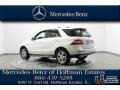 Arctic White - ML 350 4Matic Photo No. 5