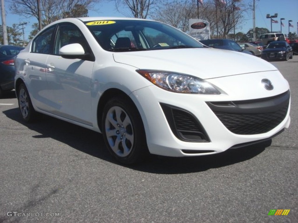 Crystal White Pearl Mica Mazda MAZDA3