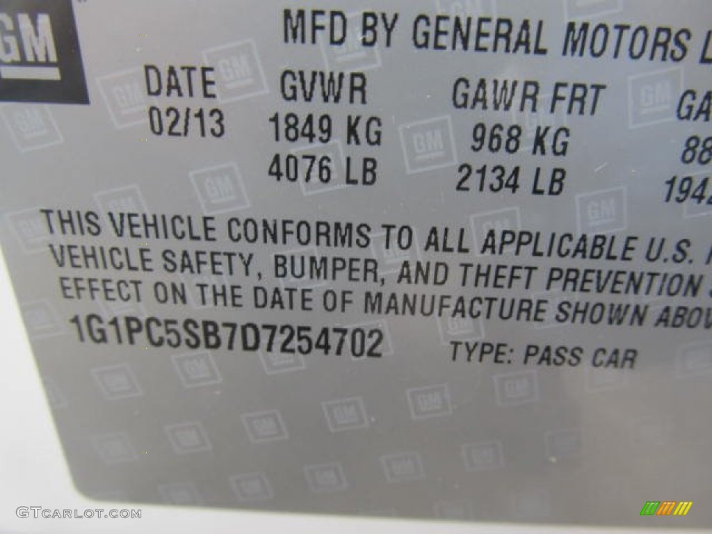 2013 Cruze LT - Summit White / Jet Black photo #19