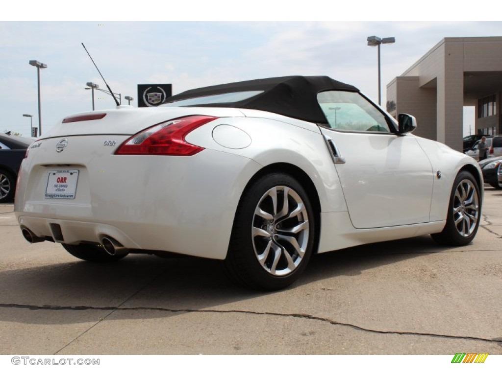 2010 370Z Touring Roadster - Pearl White / Gray Leather photo #4