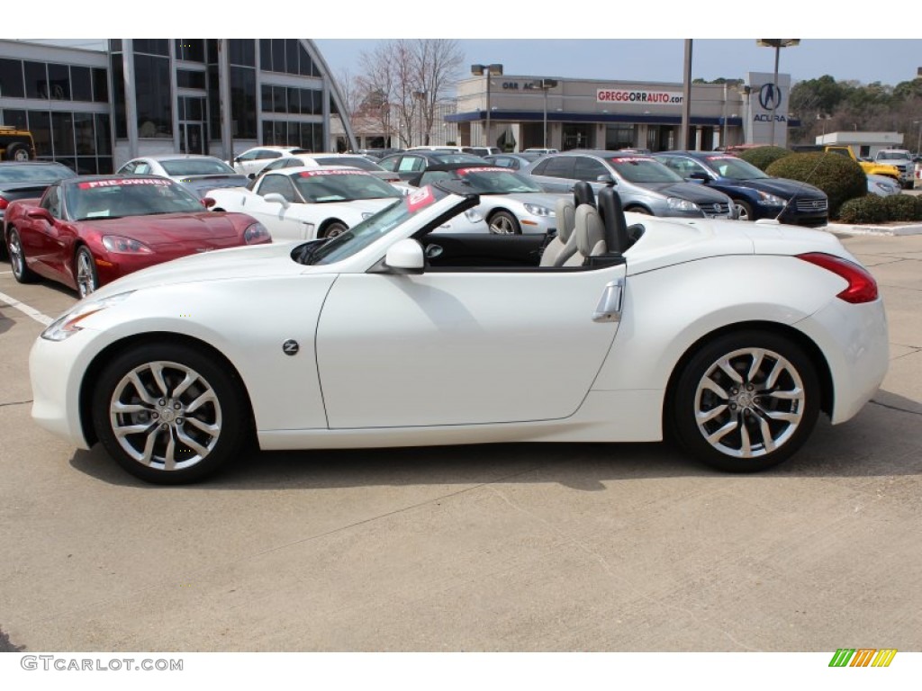 2010 370Z Touring Roadster - Pearl White / Gray Leather photo #11