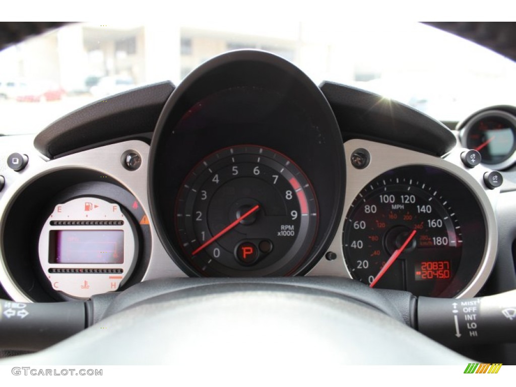 2010 370Z Touring Roadster - Pearl White / Gray Leather photo #17