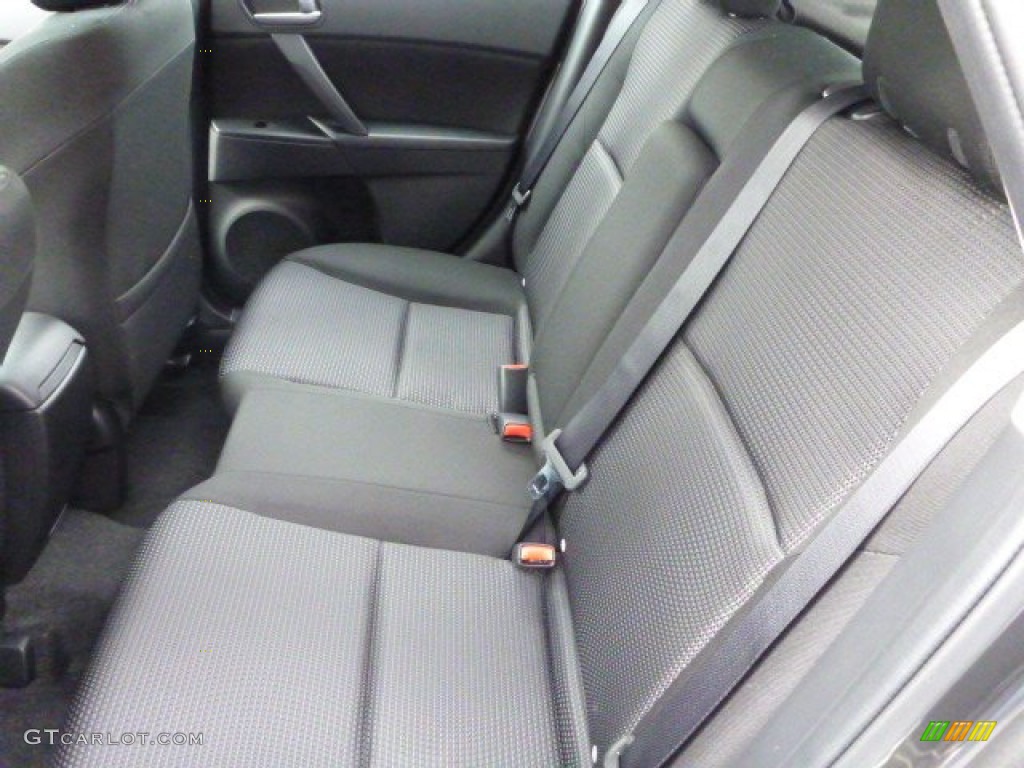 2013 Mazda MAZDA3 i Touring 5 Door Rear Seat Photo #78161355