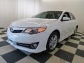 Super White - Camry SE Photo No. 3