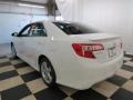 2013 Super White Toyota Camry SE  photo #20