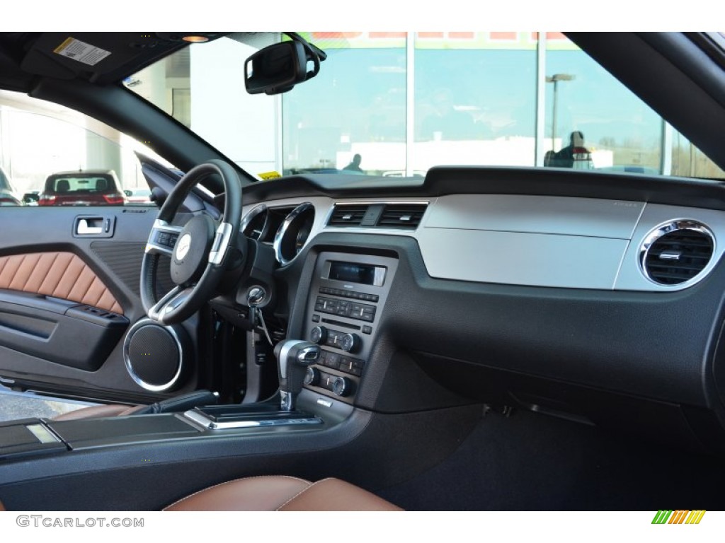 2010 Ford Mustang GT Premium Convertible Dashboard Photos