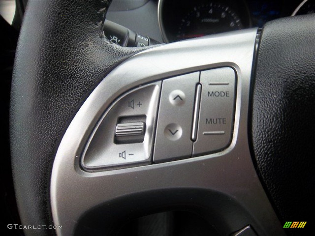 2011 Hyundai Tucson Limited Controls Photo #78166995