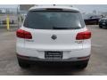 Candy White - Tiguan SE 4Motion Photo No. 8