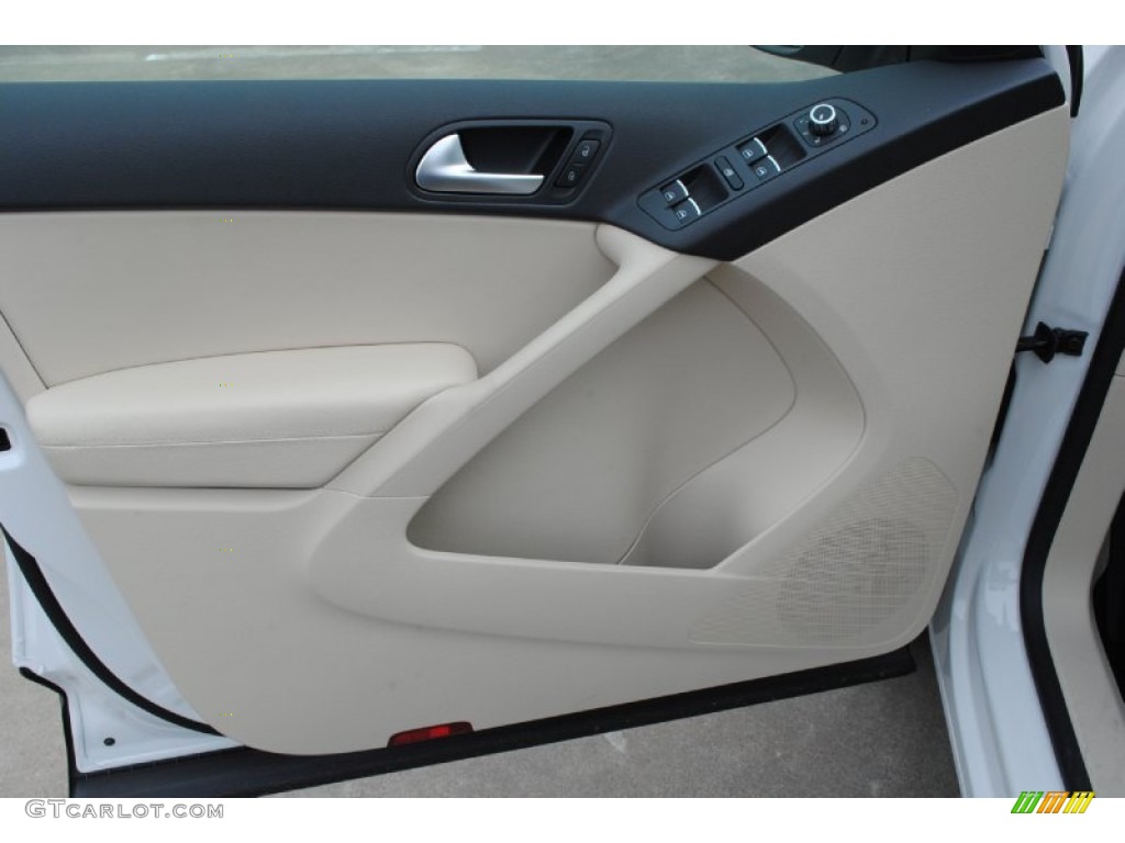 2013 Volkswagen Tiguan SE 4Motion Beige Door Panel Photo #78169281