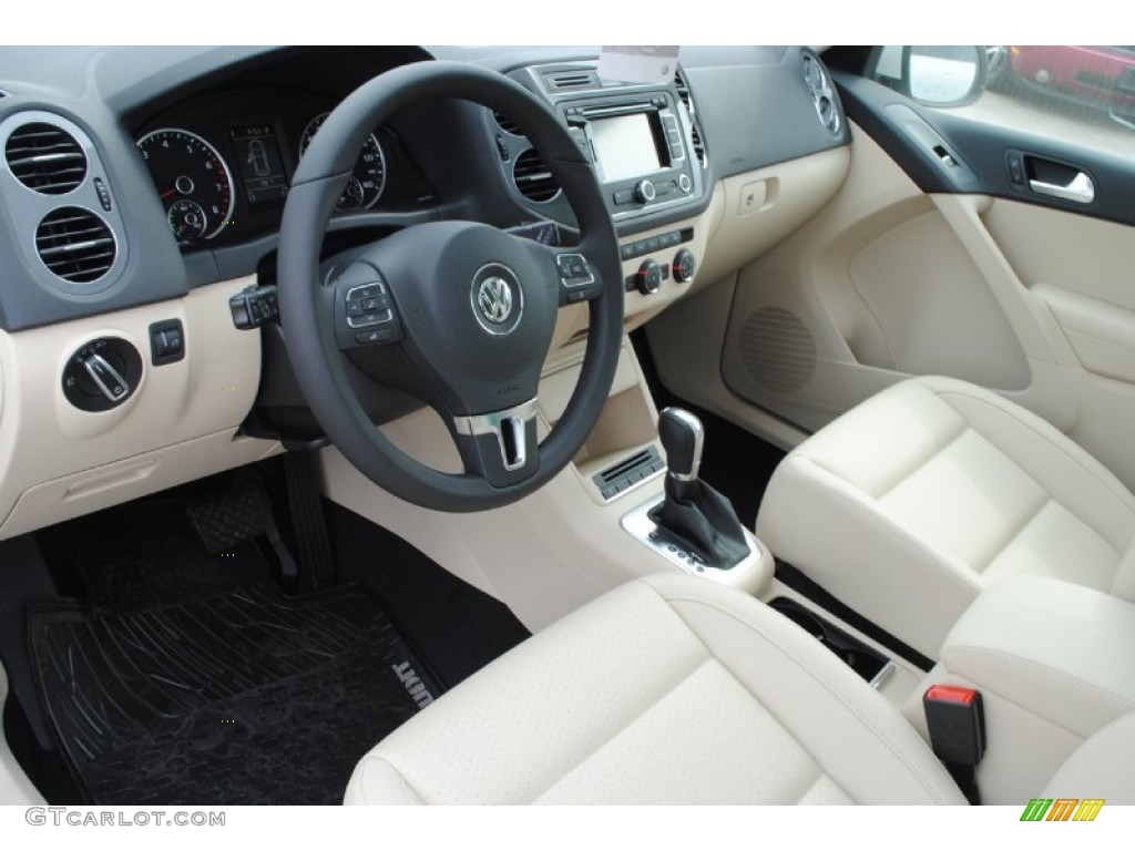 Beige Interior 2013 Volkswagen Tiguan SE 4Motion Photo #78169302