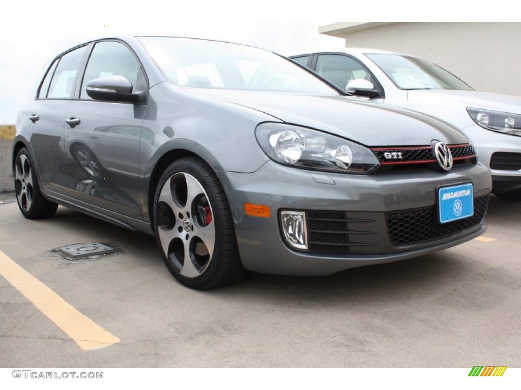 2013 GTI 4 Door - United Gray Metallic / Interlagos Plaid Cloth photo #1