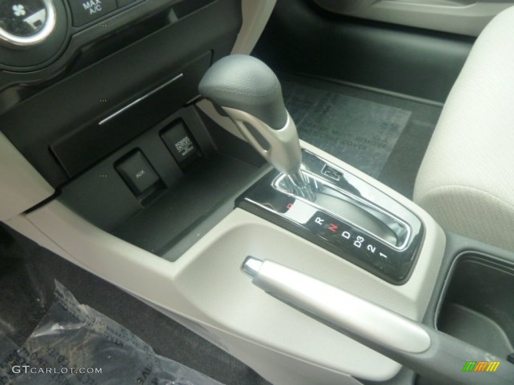 2013 Civic HF Sedan - Polished Metal Metallic / Gray photo #16