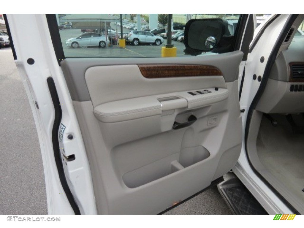 2010 Armada Titanium - Blizzard White / Almond photo #10