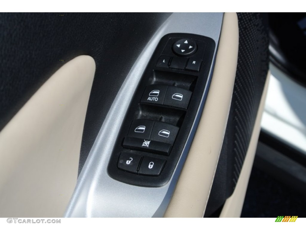 2011 Dodge Journey Mainstreet Controls Photos