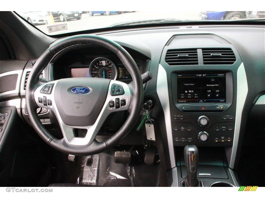 2012 Ford Explorer XLT EcoBoost Dashboard Photos