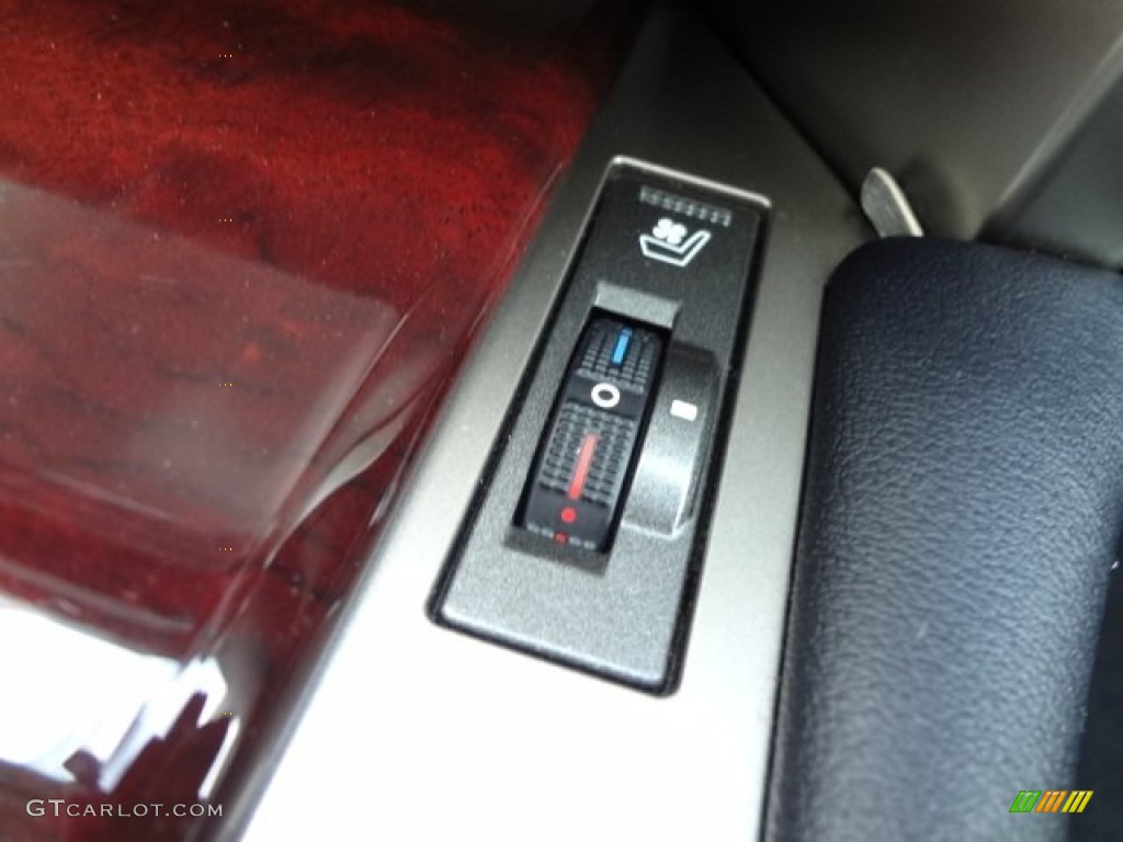 2010 Lexus GX 460 Controls Photo #78179149