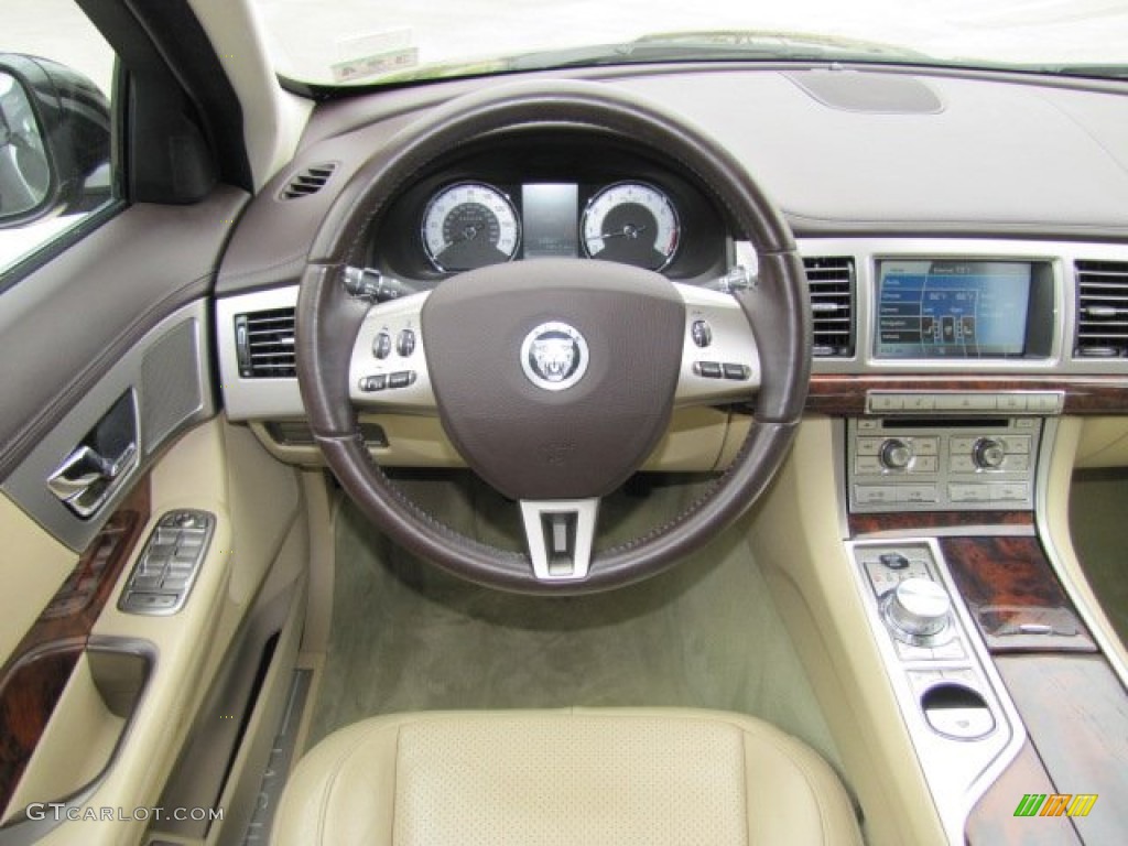 2010 Jaguar XF Premium Sport Sedan Barley Steering Wheel Photo #78179730