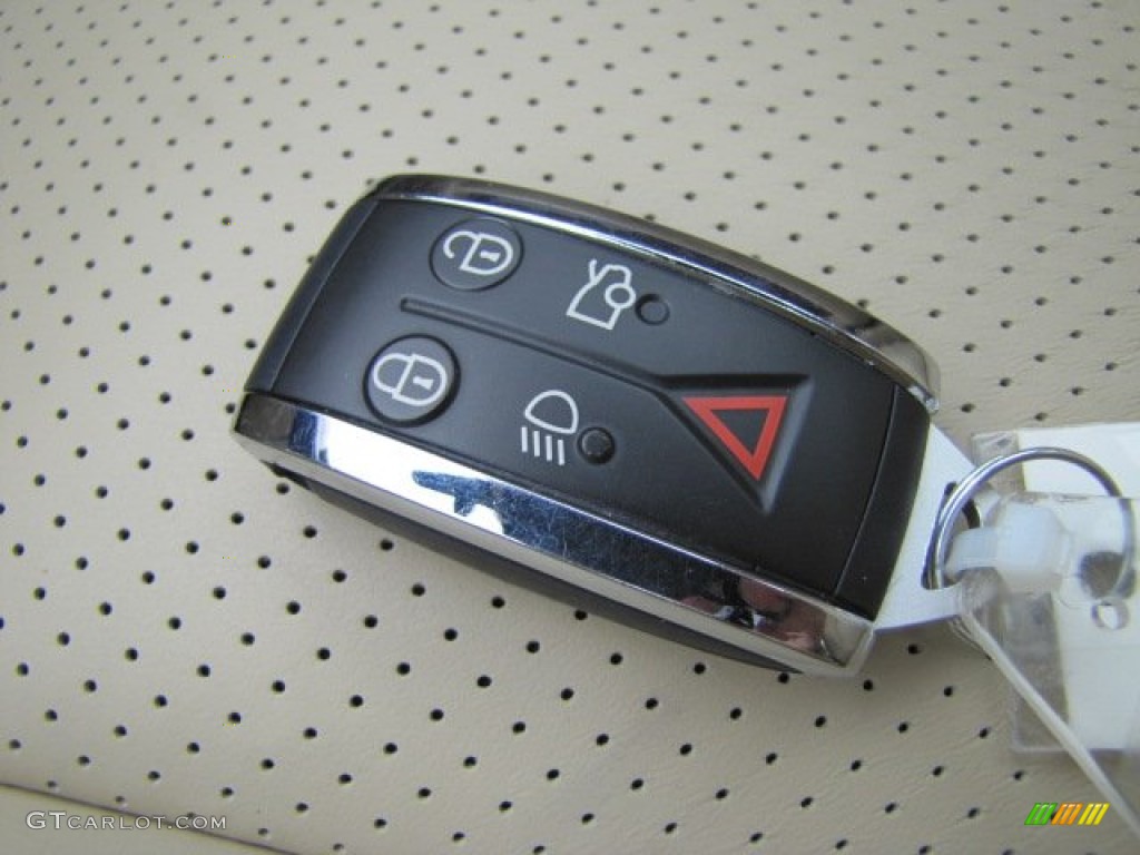 2010 Jaguar XF Premium Sport Sedan Keys Photo #78179847