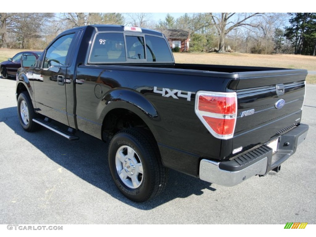 2011 F150 XLT Regular Cab 4x4 - Ebony Black / Steel Gray photo #4