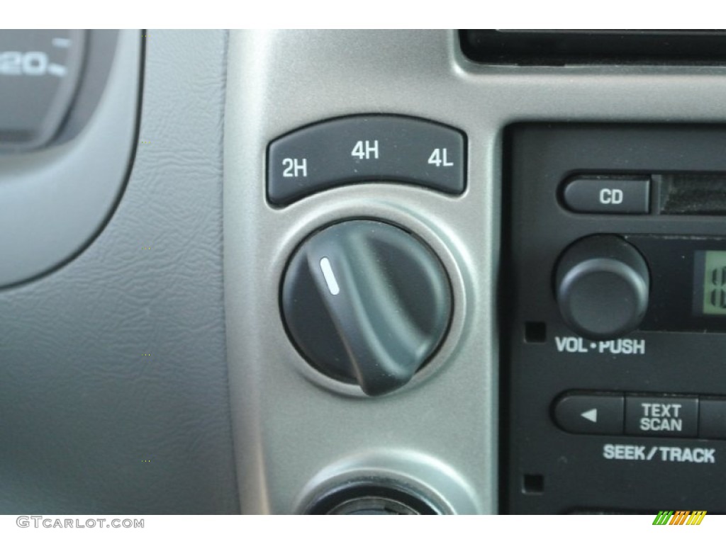 2010 Ford Ranger XLT SuperCab 4x4 Controls Photo #78186014