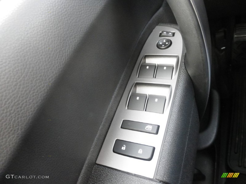 2013 GMC Sierra 1500 SLE Extended Cab 4x4 Controls Photo #78187173