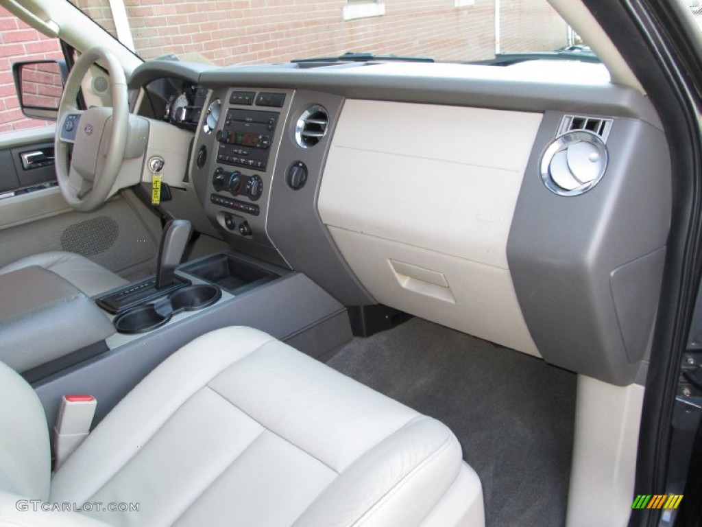 2007 Expedition EL XLT 4x4 - Carbon Metallic / Stone photo #16