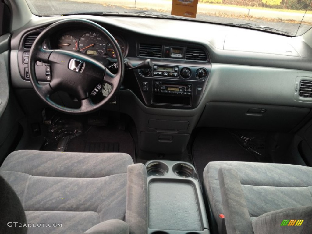 2003 Honda Odyssey EX Quartz Dashboard Photo #78187510