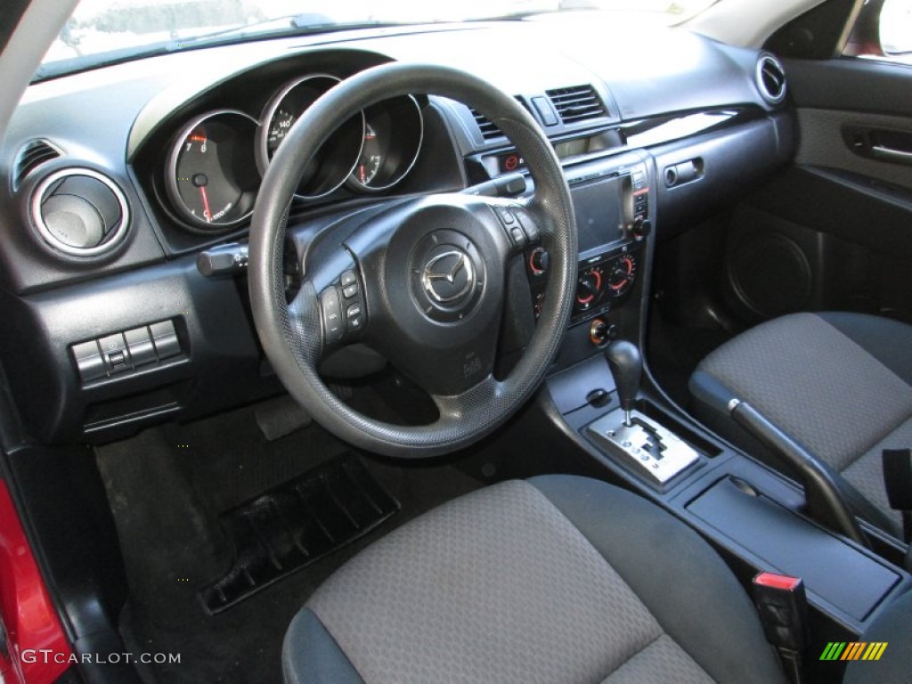 Black Interior 2005 Mazda MAZDA3 i Sedan Photo #78188904