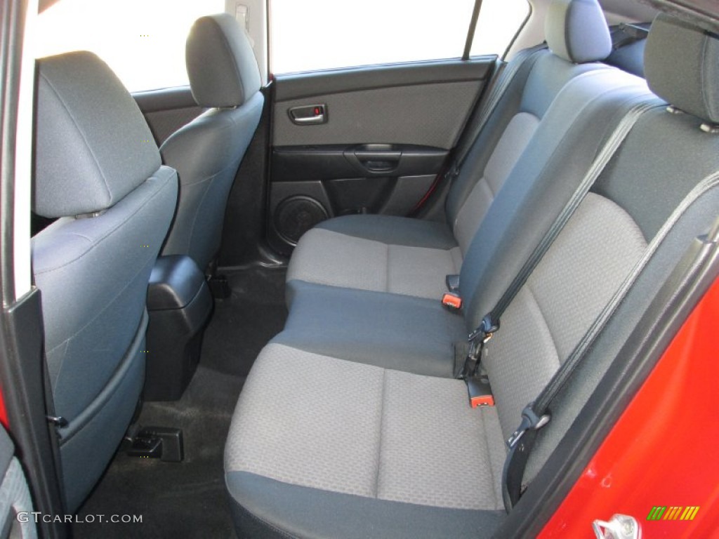 2005 Mazda MAZDA3 i Sedan Rear Seat Photos