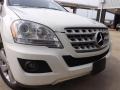 Arctic White - ML 350 4Matic Photo No. 13