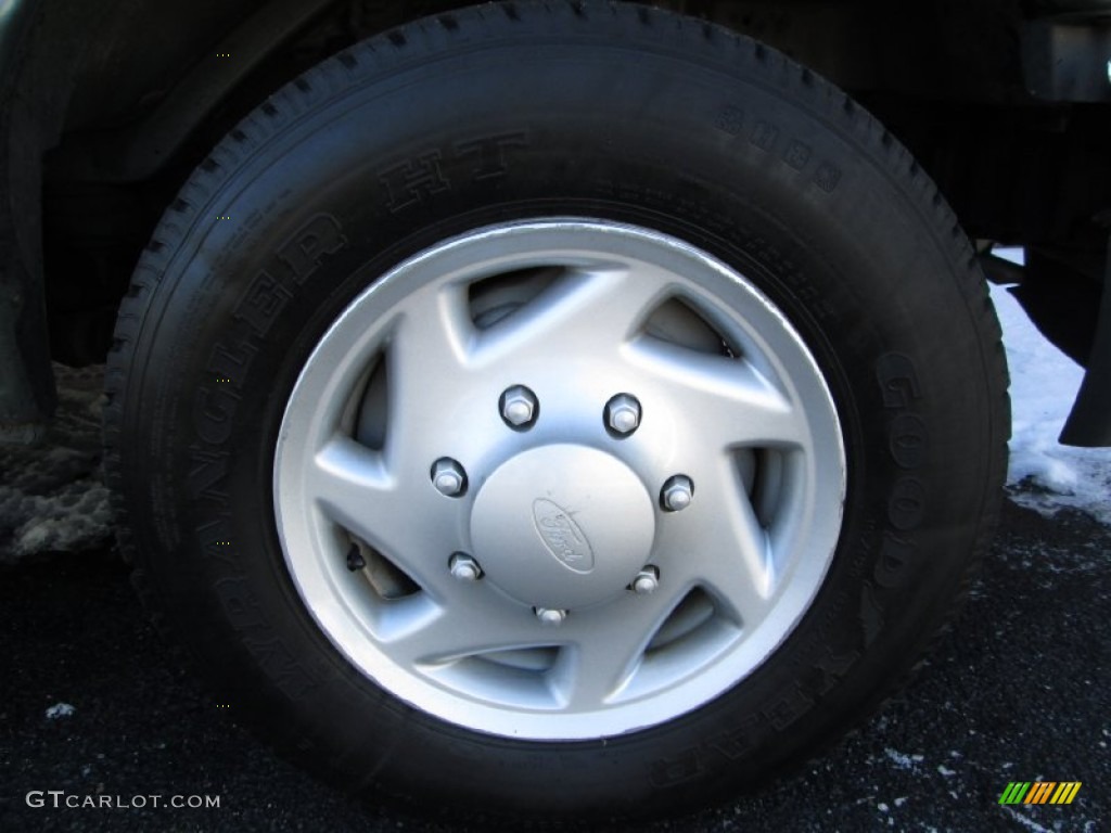 2006 Ford E Series Van E350 XLT Passenger Wheel Photos