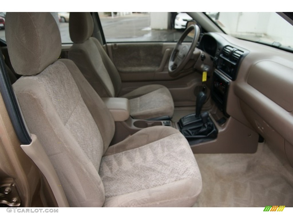 2000 Isuzu Rodeo LS 4WD Front Seat Photo #78193843
