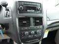 Stone White - Grand Caravan SE Photo No. 18