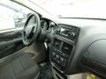 Stone White - Grand Caravan SE Photo No. 19