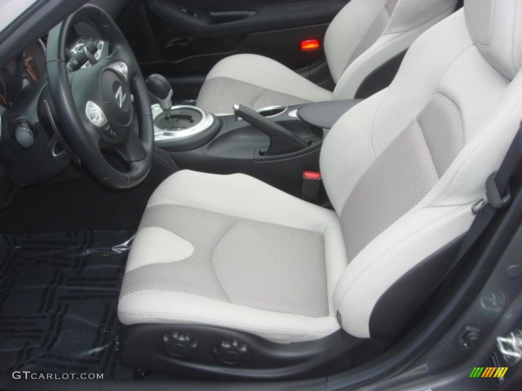 Gray Interior 2011 Nissan 370Z Touring Roadster Photo #78194569