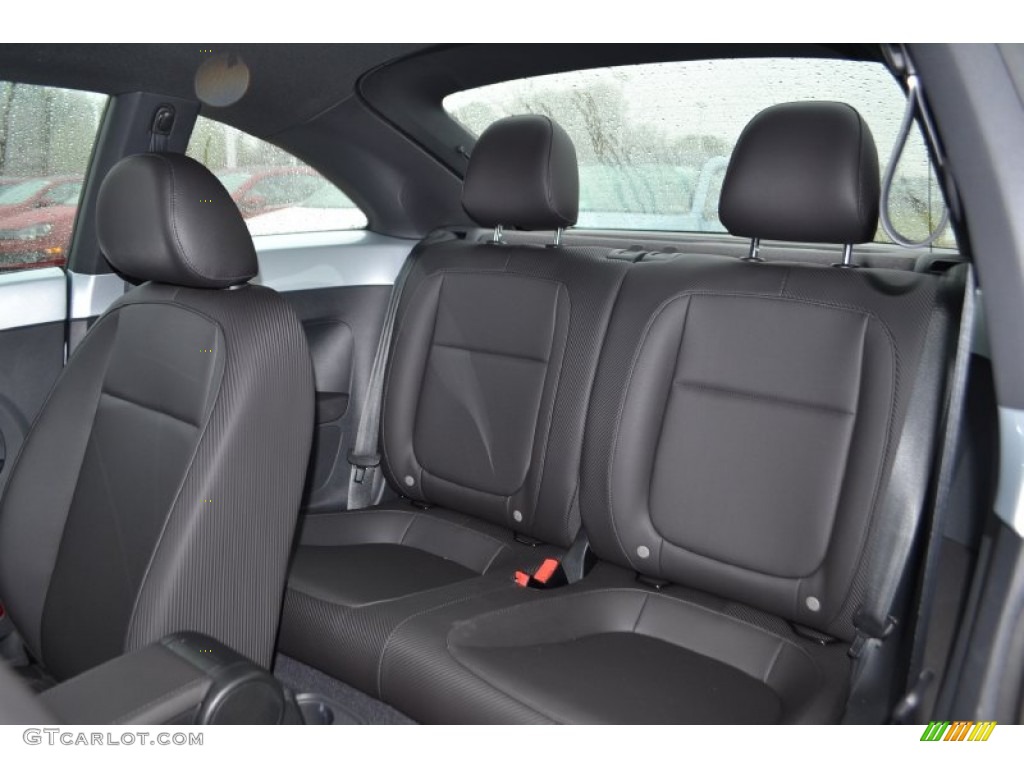 2013 Volkswagen Beetle 2.5L Rear Seat Photo #78196992
