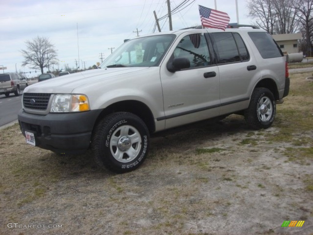 2004 Explorer XLS - Mineral Grey Metallic / Graphite photo #2