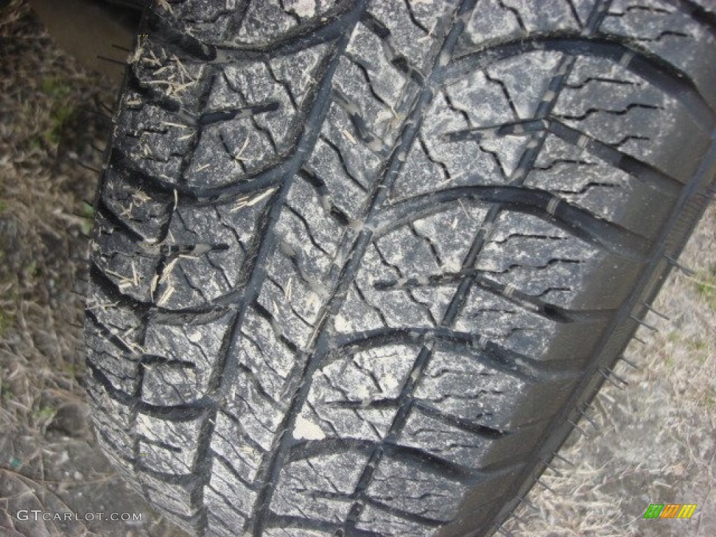 2004 Explorer XLS - Mineral Grey Metallic / Graphite photo #23