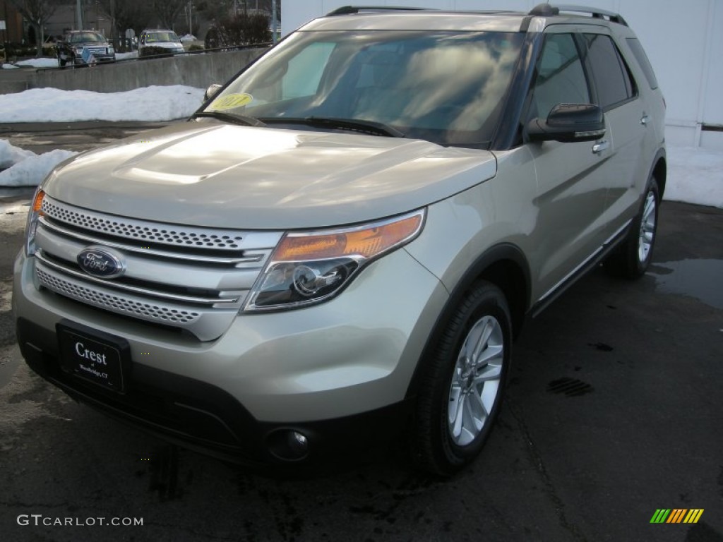 2011 Explorer XLT 4WD - Gold Leaf Metallic / Medium Light Stone photo #1