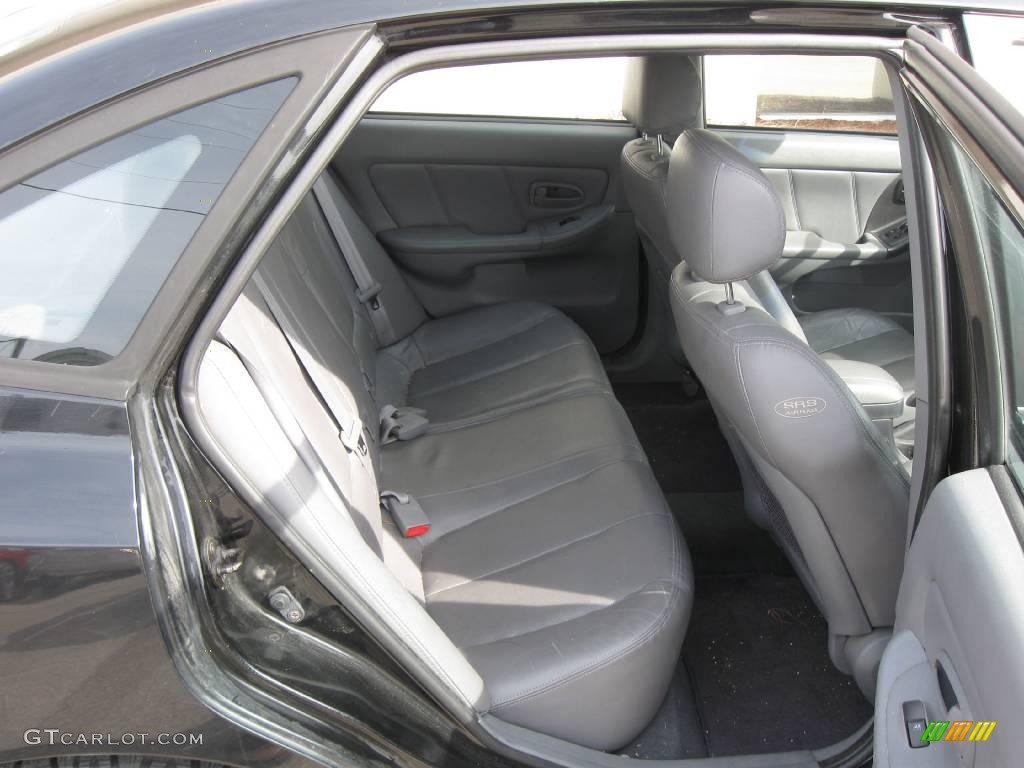 2004 Elantra GT Hatchback - Black Obsidian / Gray photo #9