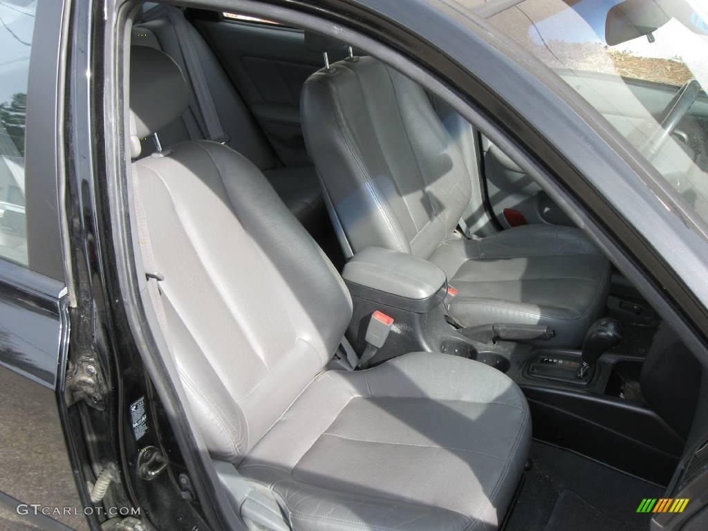 2004 Elantra GT Hatchback - Black Obsidian / Gray photo #11