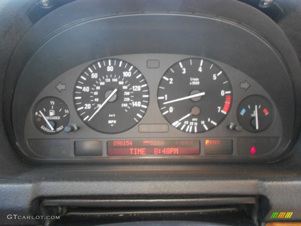 2003 BMW X5 3.0i Gauges Photos