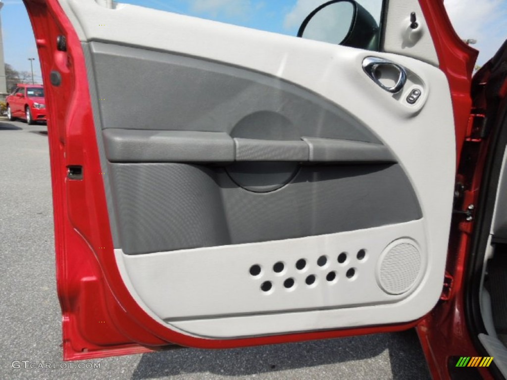 2009 Chrysler PT Cruiser LX Door Panel Photos